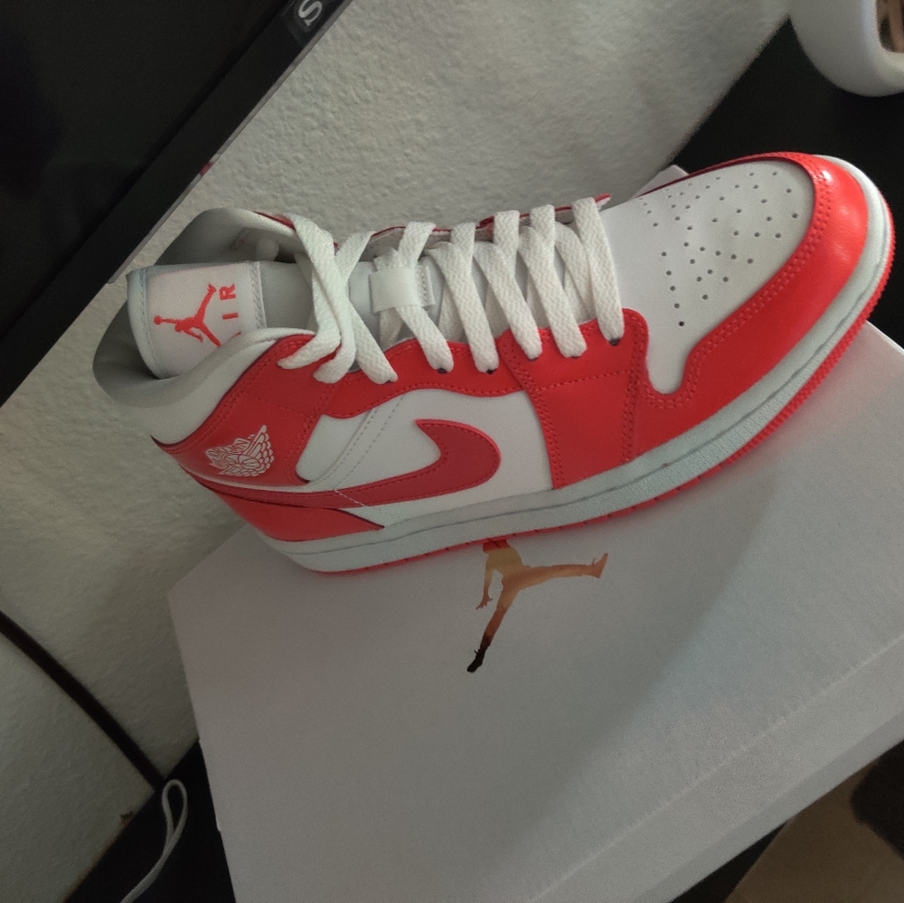 Air Jordan 1 mid women